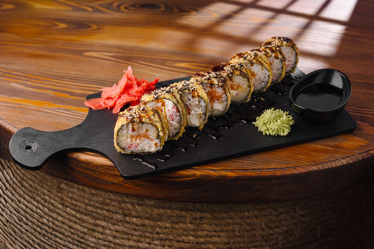 фото-Ролл темпура с семгой